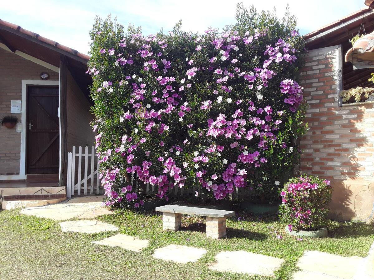 Recanto das Flores São Tomé das Letras Exterior foto