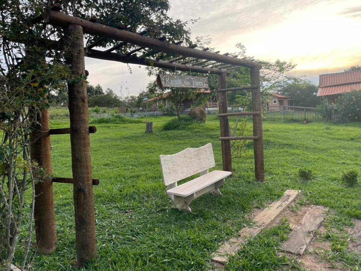Recanto das Flores São Tomé das Letras Exterior foto