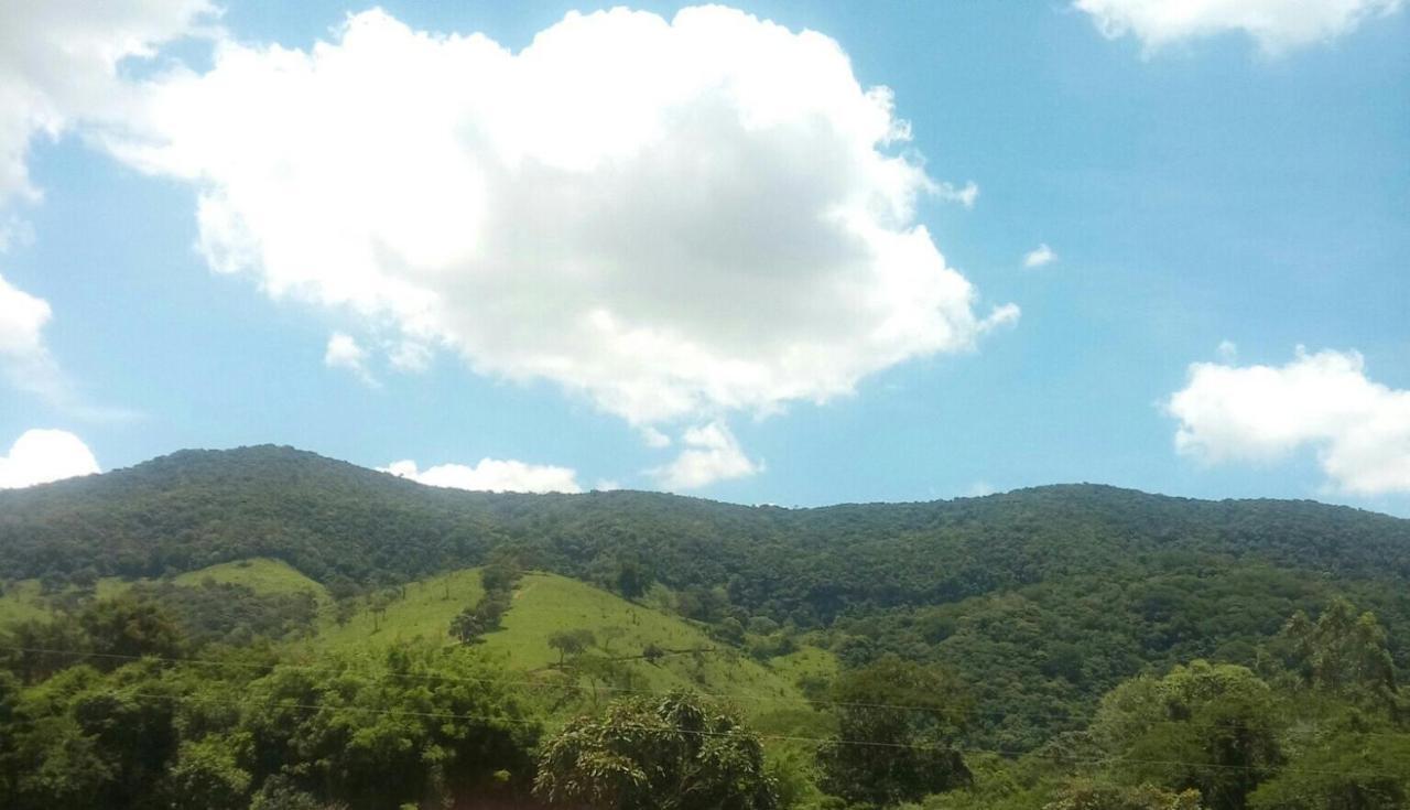 Recanto das Flores São Tomé das Letras Exterior foto